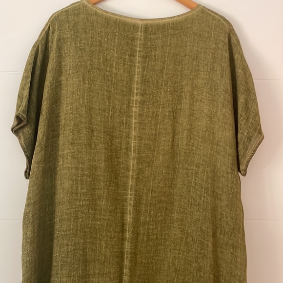 Unique artzy dress - Picture 7 of 8